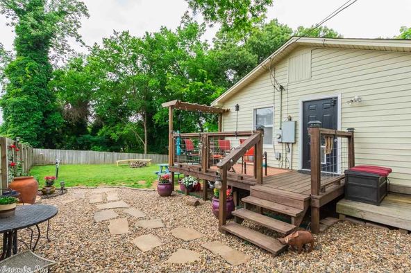 1006 Circle Dr, Benton, AR 72015